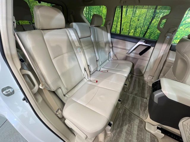 TOYOTA LANDCRUISER PRADO 2023