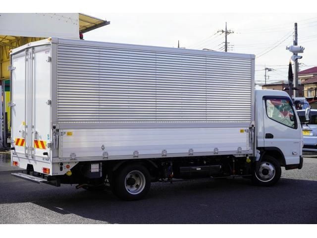 MITSUBISHI CANTER 2023