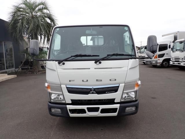 MITSUBISHI CANTER 2020