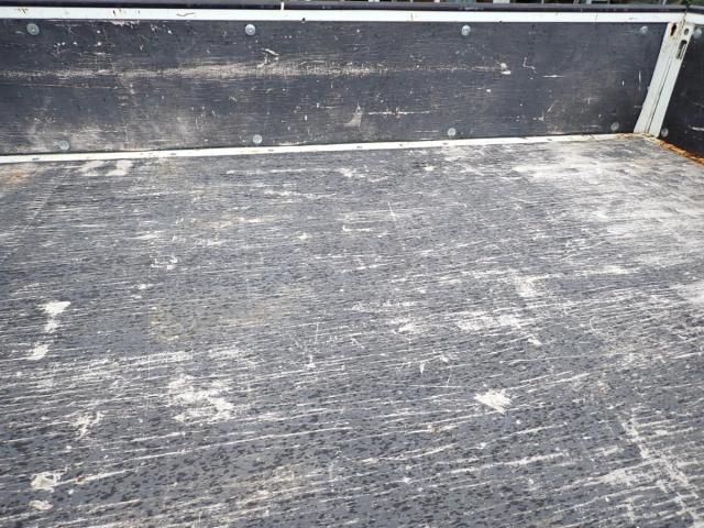 MITSUBISHI CANTER 2020