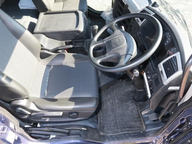 MITSUBISHI FUSOU FIGHTER 2019