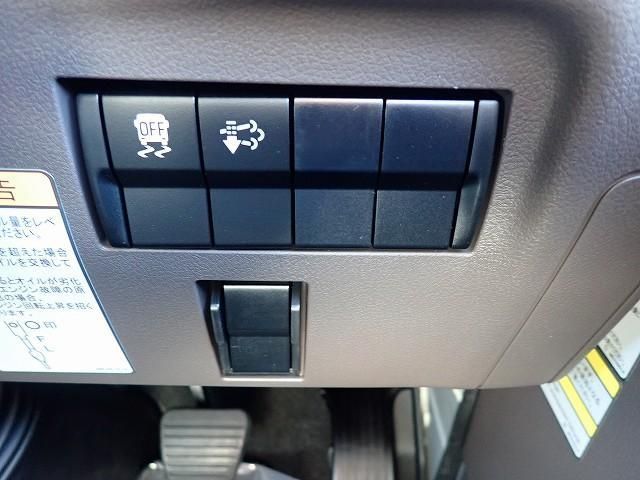 MITSUBISHI CANTER 2025