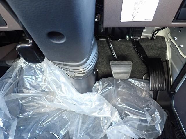 MITSUBISHI CANTER 2025