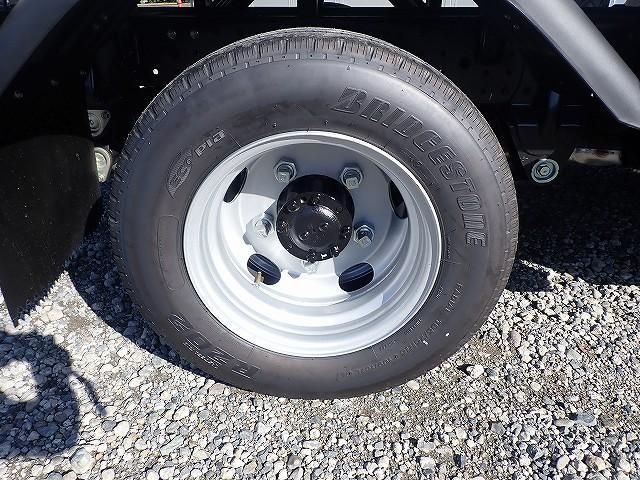 MITSUBISHI CANTER 2025