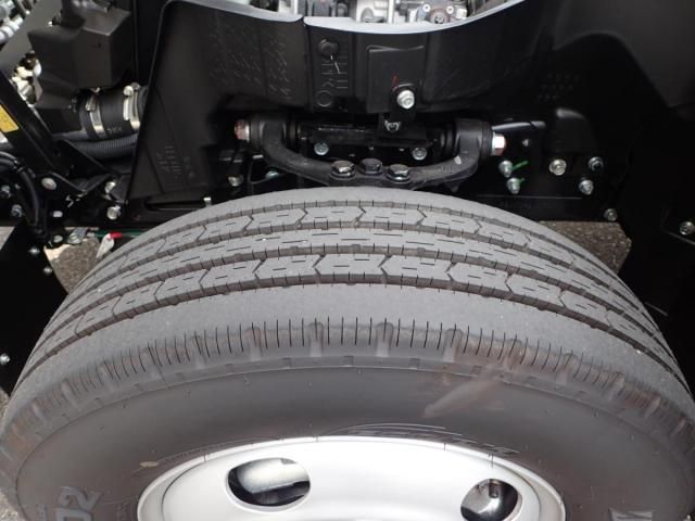 MITSUBISHI CANTER 2025