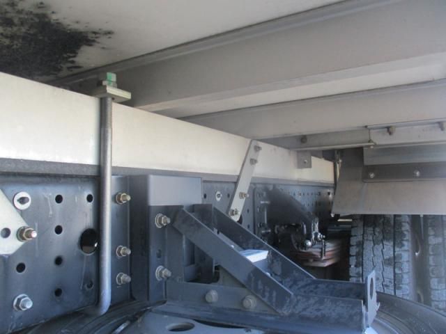 MITSUBISHI CANTER 2018