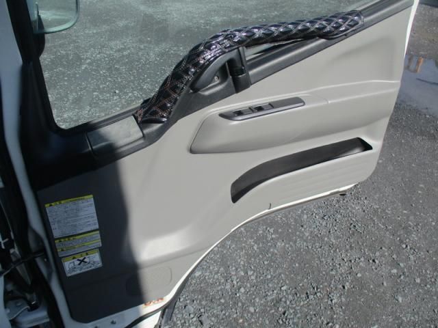 MITSUBISHI CANTER 2018