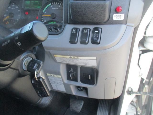 MITSUBISHI CANTER 2018