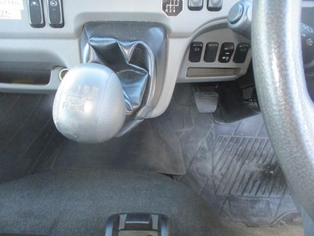 MITSUBISHI CANTER 2018