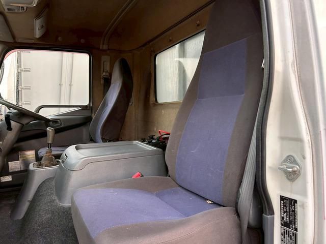 MITSUBISHI FUSOU FIGHTER 2012