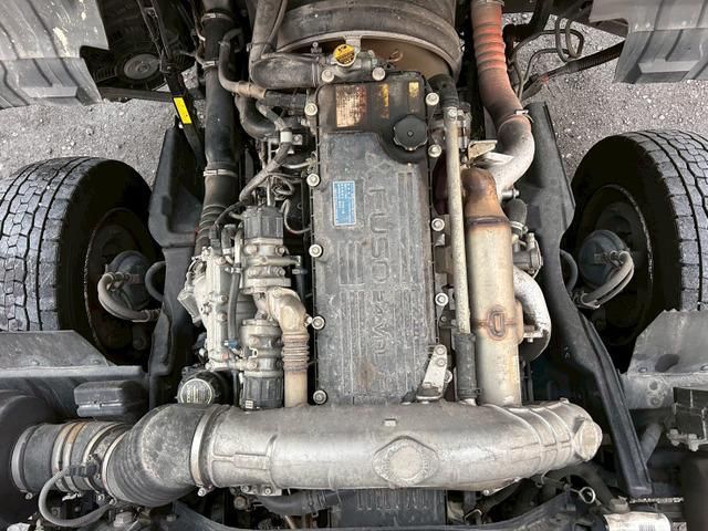 MITSUBISHI FUSOU FIGHTER 2012