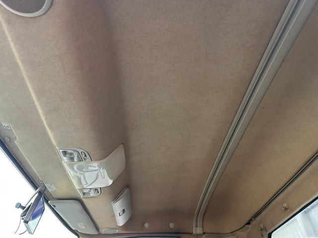 MITSUBISHI FUSOU FIGHTER 2012