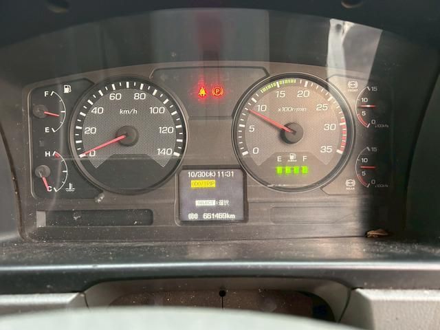 MITSUBISHI FUSOU FIGHTER 2012