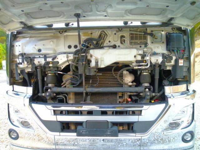 NISSAN DIESEL Quon 2019