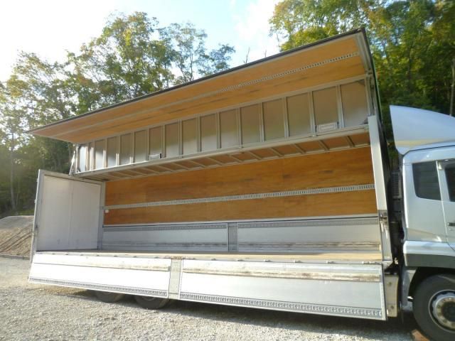 NISSAN DIESEL Quon 2019