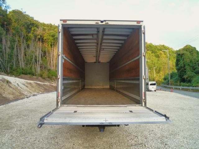 NISSAN DIESEL Quon 2019