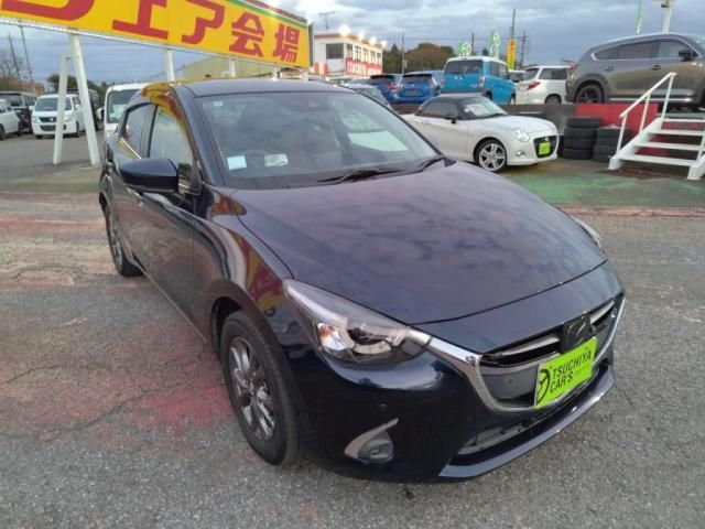 MAZDA DEMIO 2019