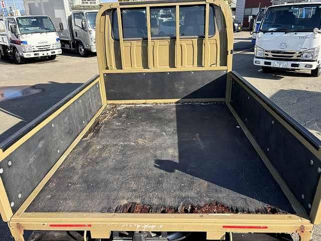 ISUZU ELF 2019