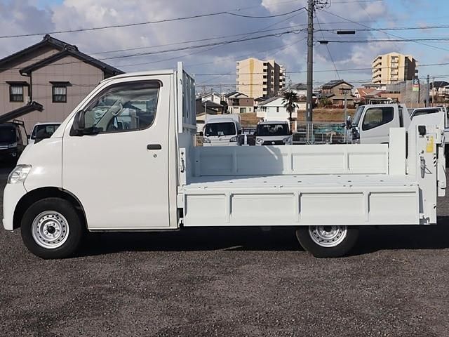 TOYOTA TOWNACE truck 2WD 2012