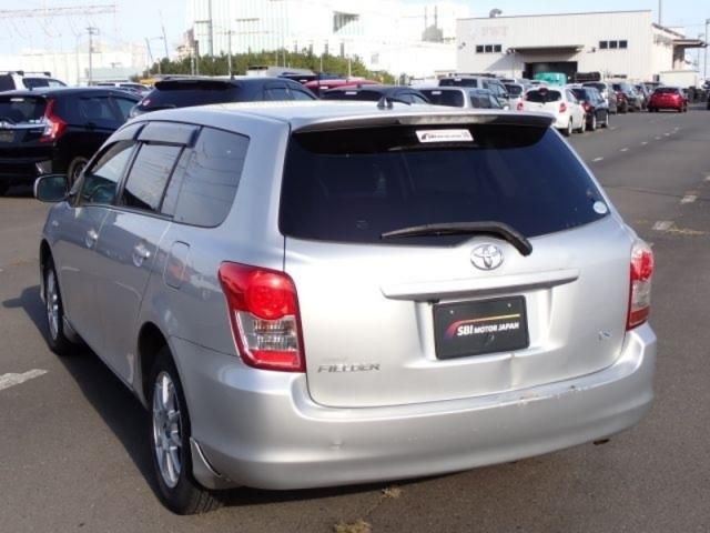 TOYOTA COROLLA FIELDER 2011