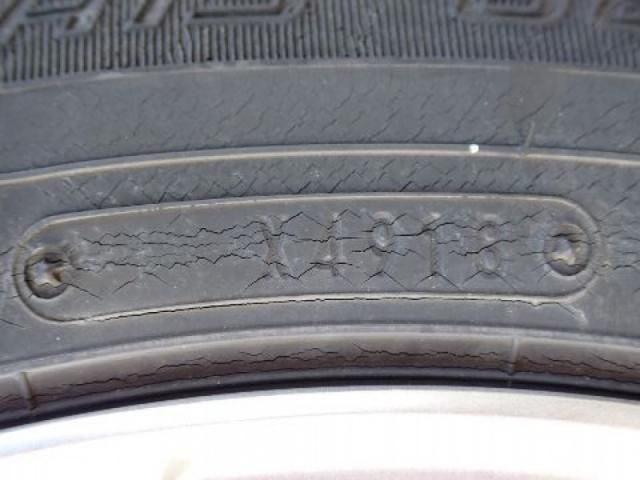 TOYOTA COROLLA FIELDER 2011