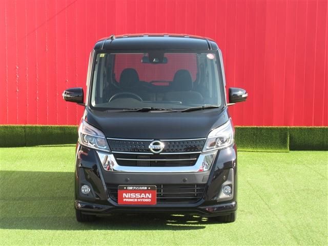 NISSAN DAYZ ROOX 2018