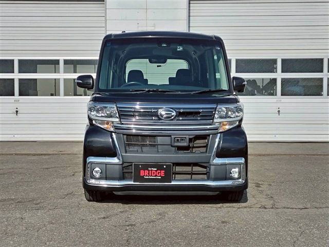 DAIHATSU TANTO CUSTOM 4WD 2016