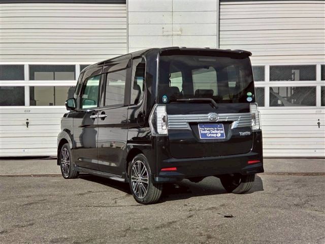 DAIHATSU TANTO CUSTOM 4WD 2016