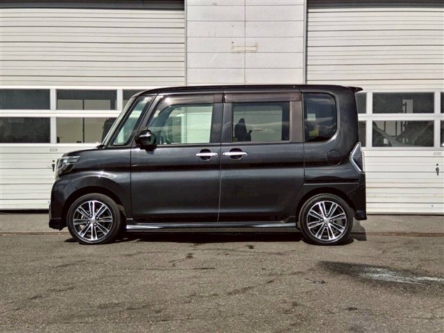 DAIHATSU TANTO CUSTOM 4WD 2016