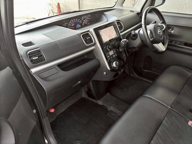 DAIHATSU TANTO CUSTOM 4WD 2016