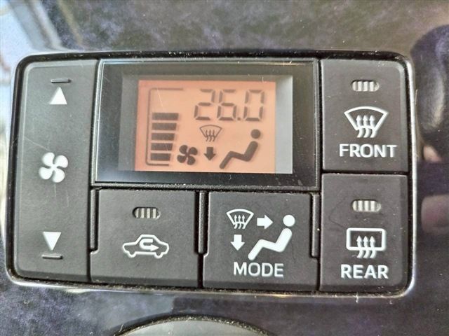 DAIHATSU TANTO CUSTOM 4WD 2016