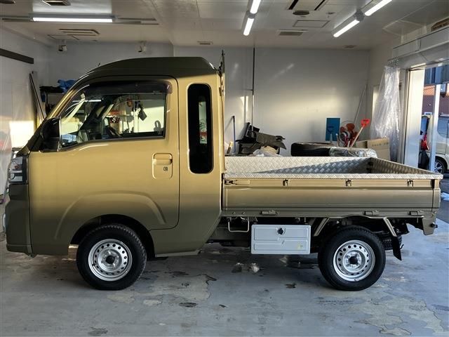 DAIHATSU HIJET truck 4WD 2022