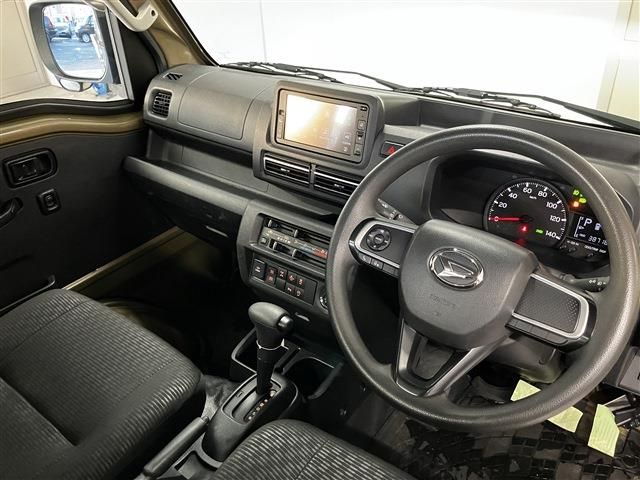 DAIHATSU HIJET truck 4WD 2022