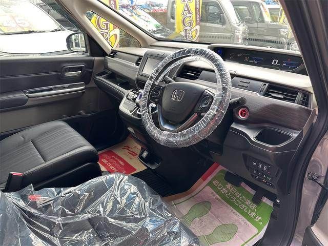 HONDA FREED HYBRID 2017