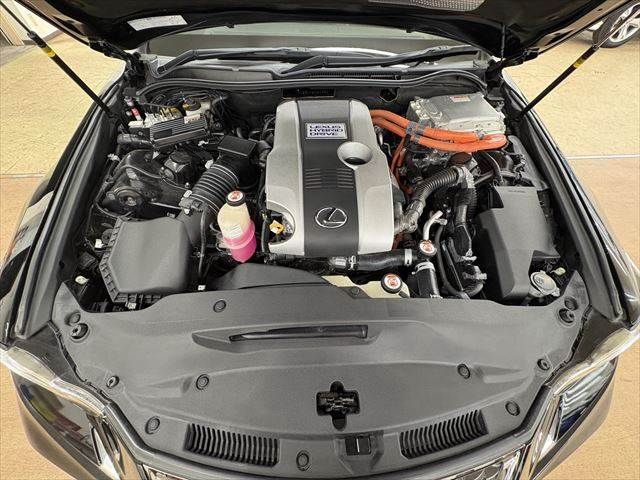 TOYOTA LEXUS IS300h 2017