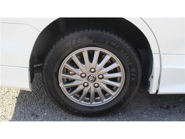 TOYOTA ESQUIRE HYBRID 2016