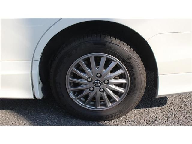 TOYOTA ESQUIRE HYBRID 2016