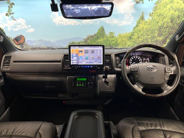 TOYOTA HIACE van 2WD 2024