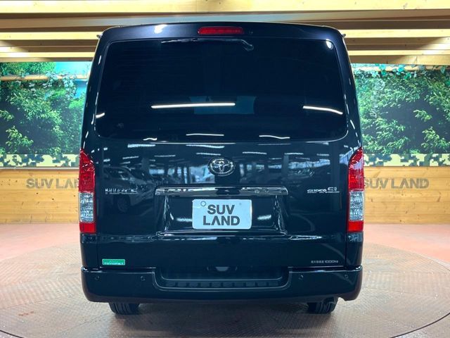 TOYOTA HIACE van 2WD 2024