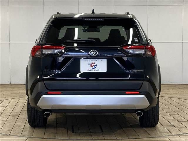 TOYOTA RAV4 4WD 2023