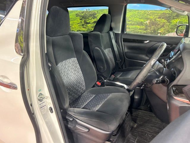 TOYOTA VELLFIRE 2015