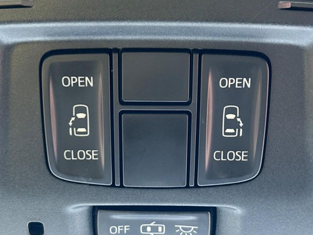 TOYOTA VELLFIRE 2015