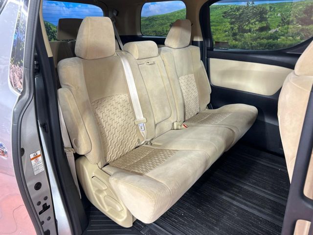 TOYOTA VELLFIRE 2015