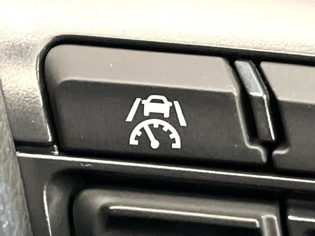 TOYOTA YARIS CROSS 2025