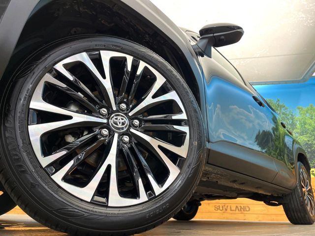 TOYOTA YARIS CROSS 2025