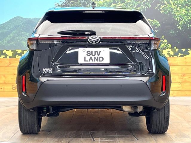 TOYOTA YARIS CROSS 2025