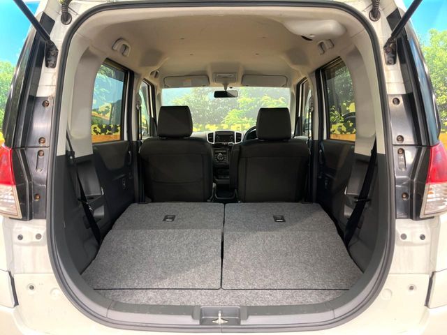 MITSUBISHI DELICA D:2 2WD 2011