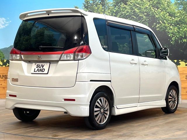 MITSUBISHI DELICA D:2 2WD 2011