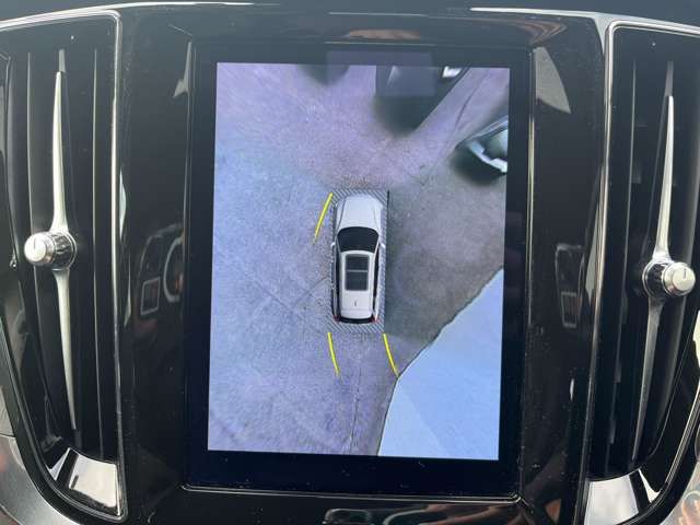 VOLVO VOLVO V60 2023