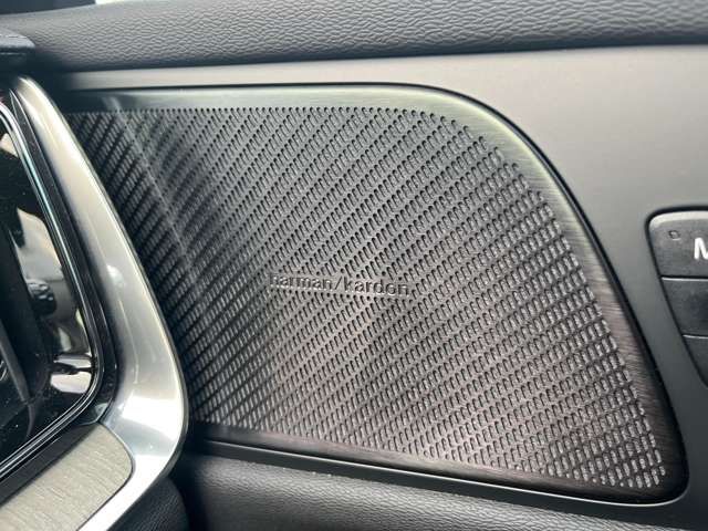 VOLVO VOLVO V60 2023